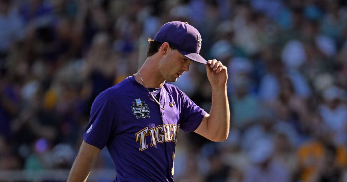 LSU baseball defeats Coastal Carolina in Game 1, CWS final | LSU