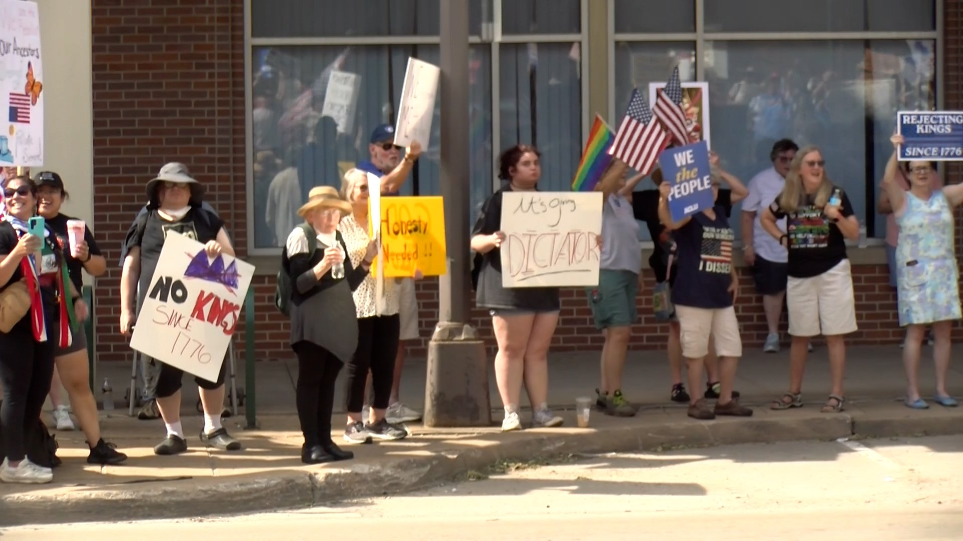 NOW Citizen Journalists share videos of No Kings protest in downtown Lincoln