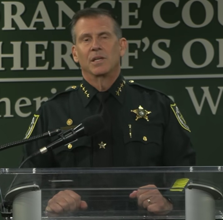Orange deputy shoots man who attacks him in Pine Hills, sheriff says