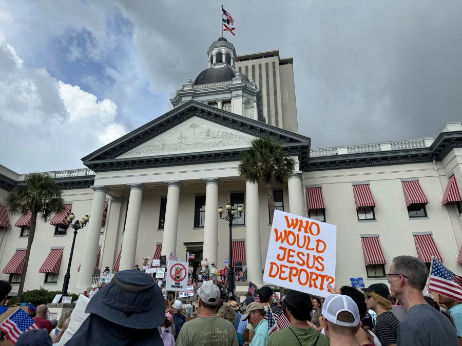 Protesters crowd into streets, parks and plazas at anti-Trump 'No Kings' demonstrations across US