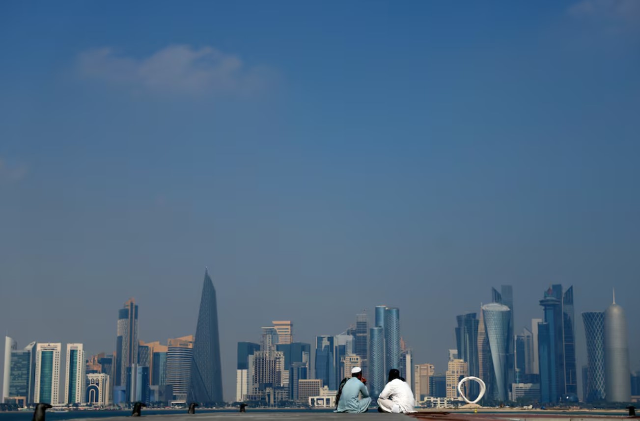 cover Qatar holds talks with energy companies on risk of Israel-Iran conflict, sources say