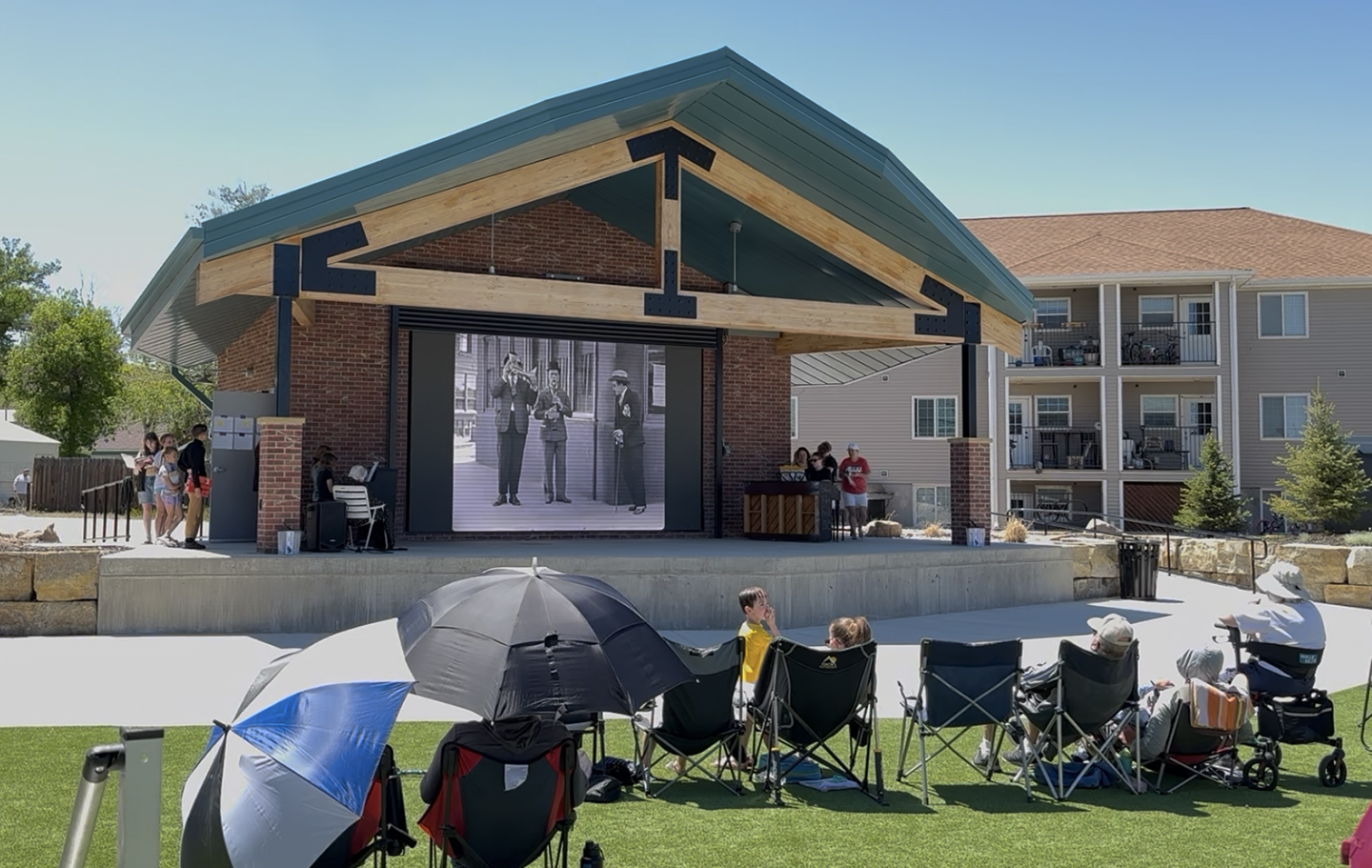 Silent films, loud laughs: Piano students perform to help buy new piano for Nicolaysen