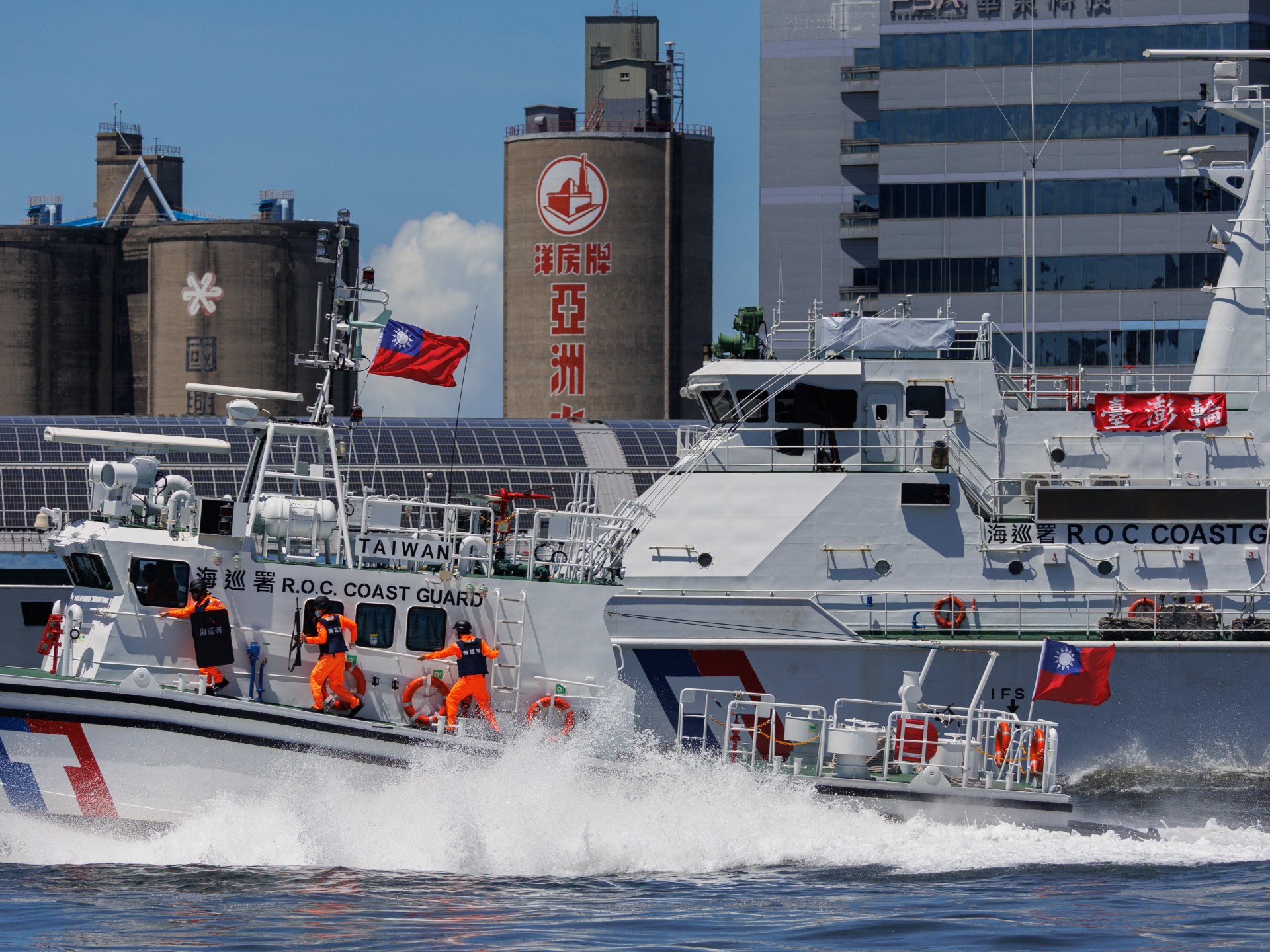 Taiwan detects dozens of Chinese aircraft near island after UK ship patrol | South China Sea News