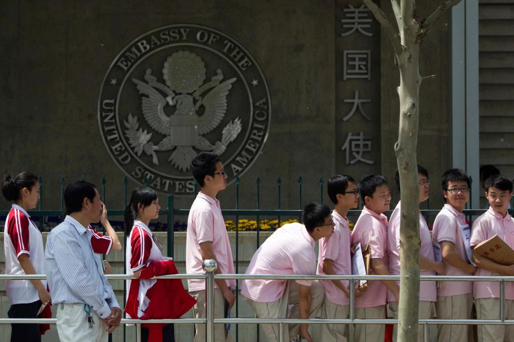US resumes visas for foreign students