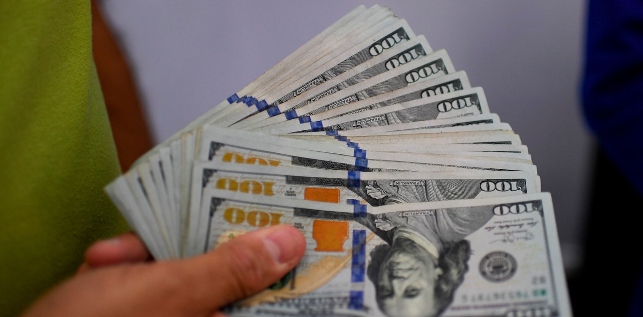 Dólar blue hoy: a cuánto cotiza este lunes 16 de junio