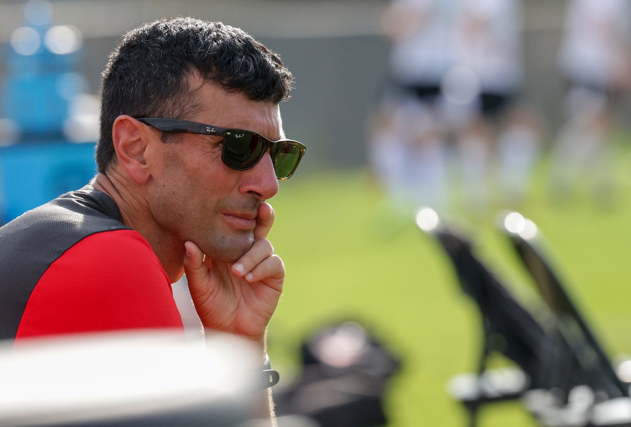 ‘People think I’m nuts’ for leaving Oak Mountain for Vestavia Hills job, coach says