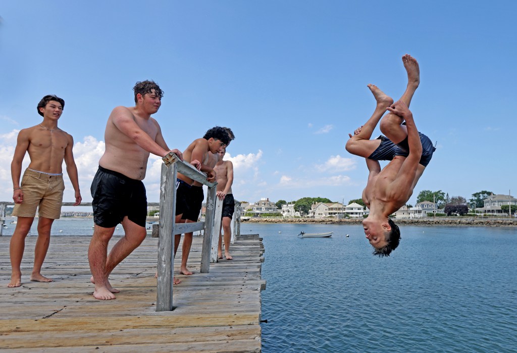 Blazing temperatures, high humidity to plague Boston through Thursday