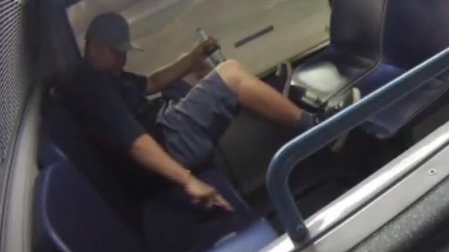 Man gets minimum 8 years for stabbing Las Vegas tourist