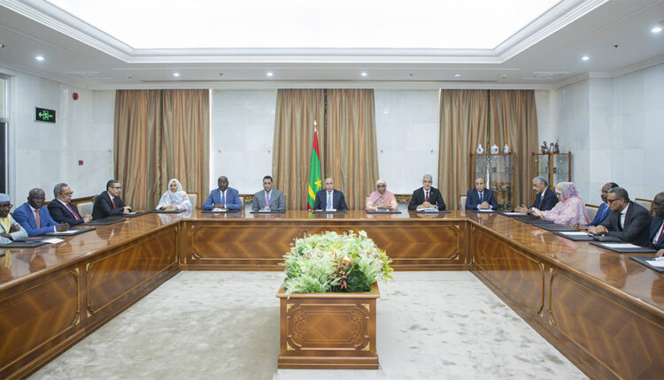 The President of the Republic holds a meeting with members of the campaign management of Mauritania’s winning candidate for the African Development Bank Group