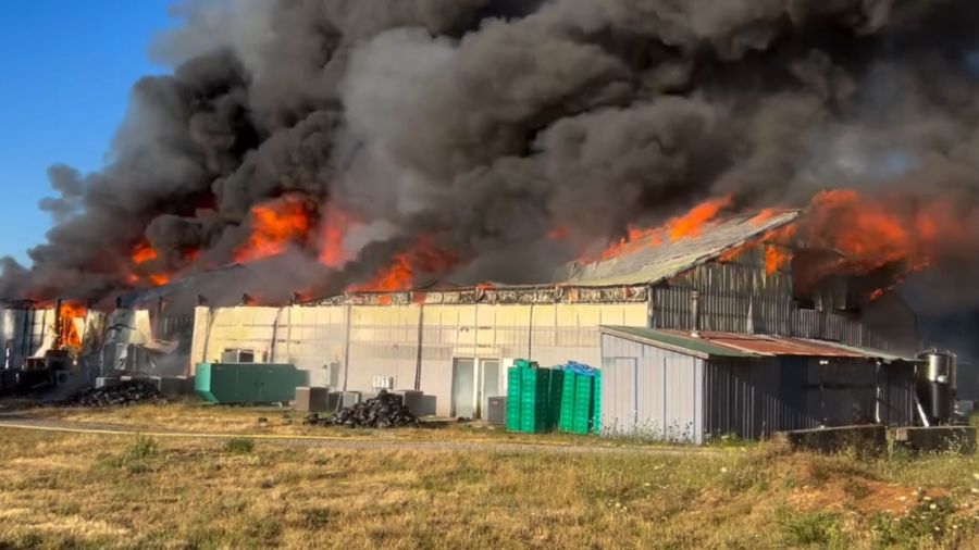 Beavercreek barn collapses after massive fire, explosion reports ...