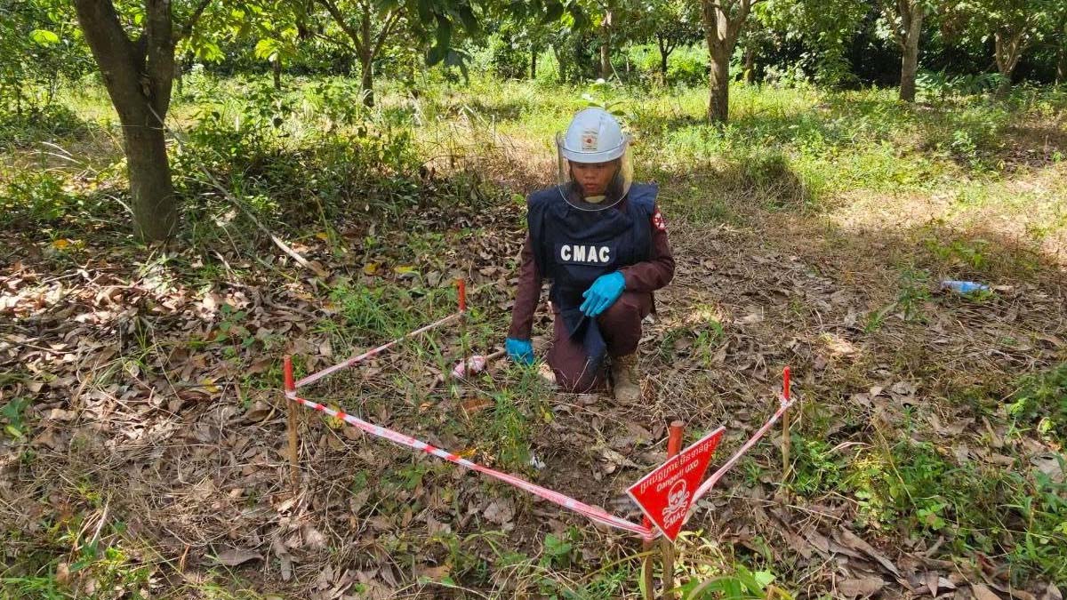 Cambodia warns Thai cluster munitions pose danger to troops and civilians