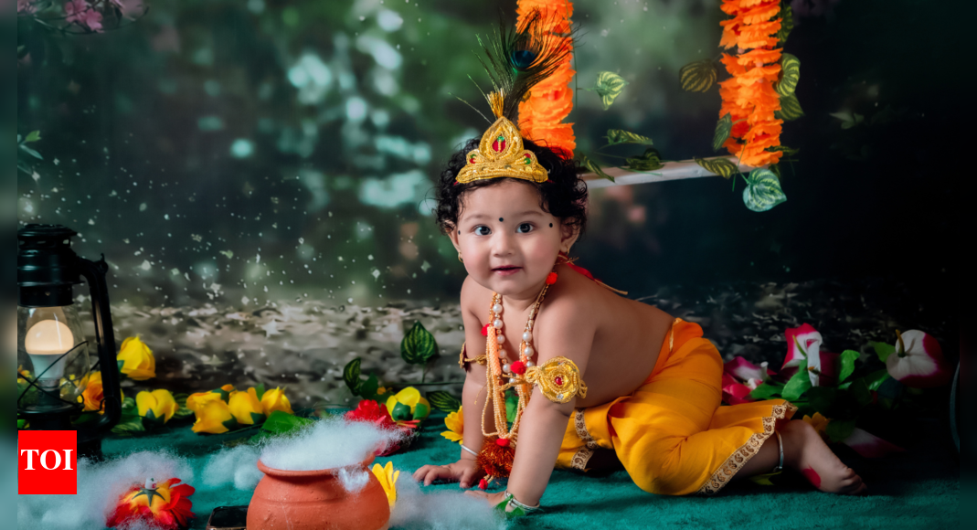 Krishna Janmashtami Wishes & Images: Happy Krishna Janmashtami 2025: Best messages, quotes, wishes and images to share on Krishna Janmashtami |