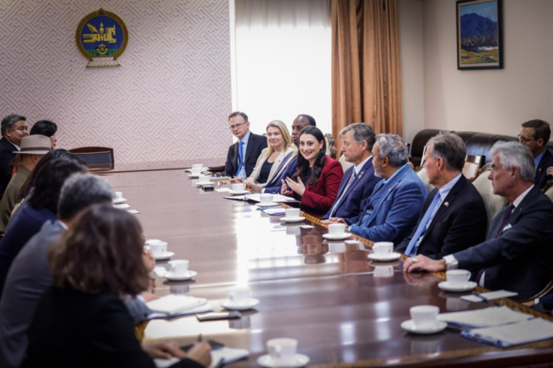Mongolia, US discuss cooperation in investment, mining, tourism, space exploration
