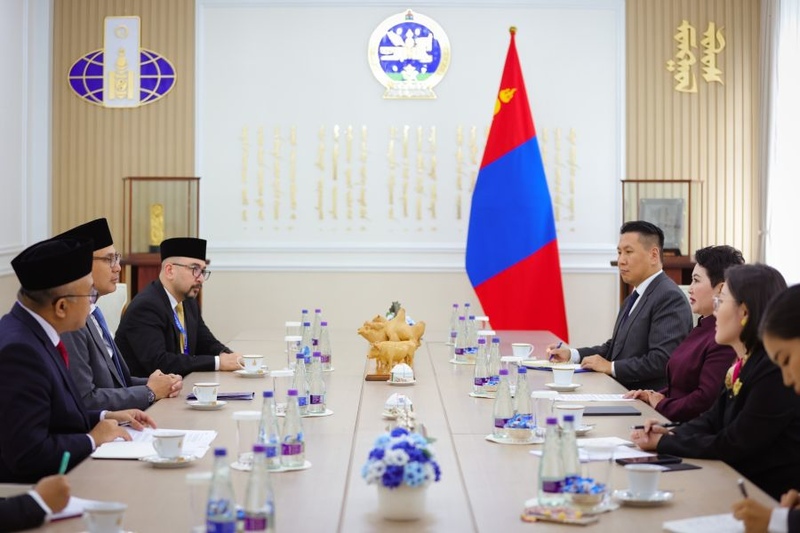 Mongolia and Indonesia to closely cooperate on high-level visits