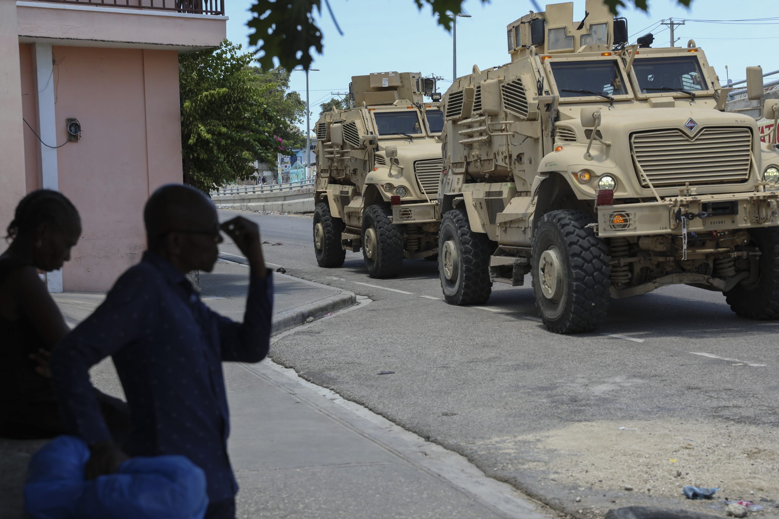 UN, OAS and partners boost Haiti’s security efforts, renovating stations and donating 32 vehicles to police