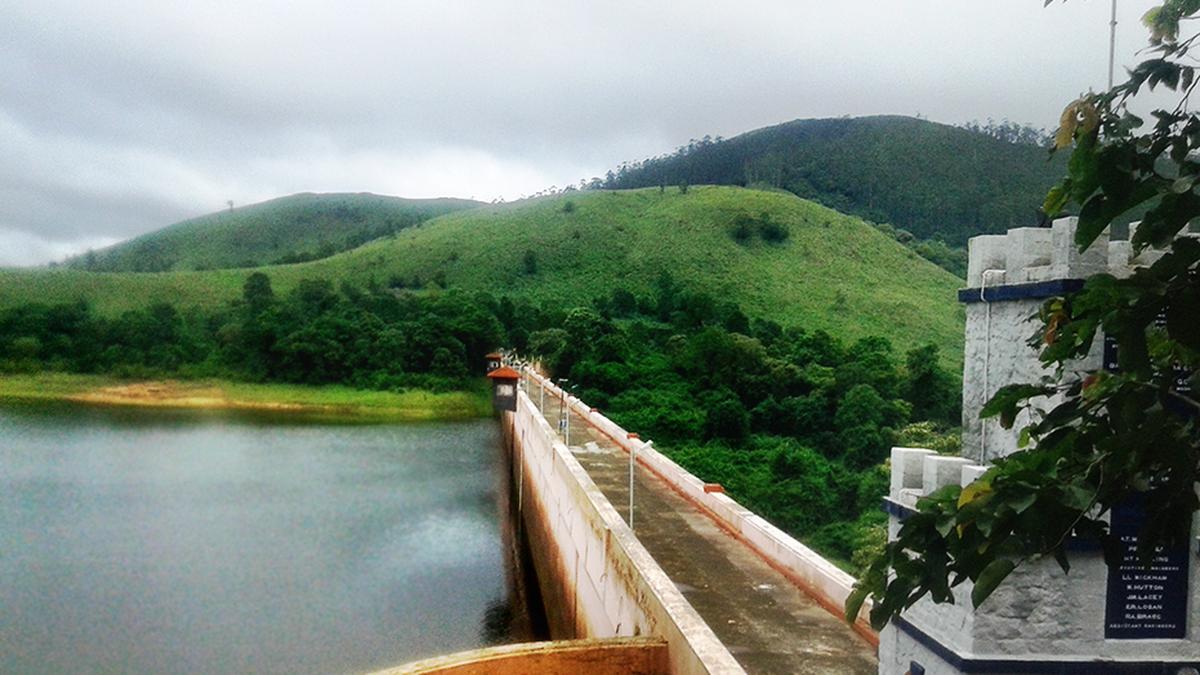 Water level in Mullaperiyar dam stands at 134.65 feet
