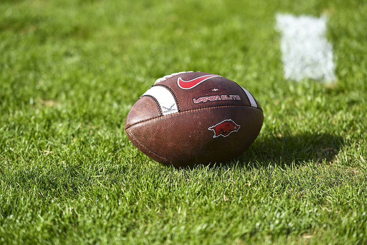 '26 WR Keymian Henderson reopens recruitment after Arkansas football fires Sam Pittman | The Arkansas Democrat-Gazette