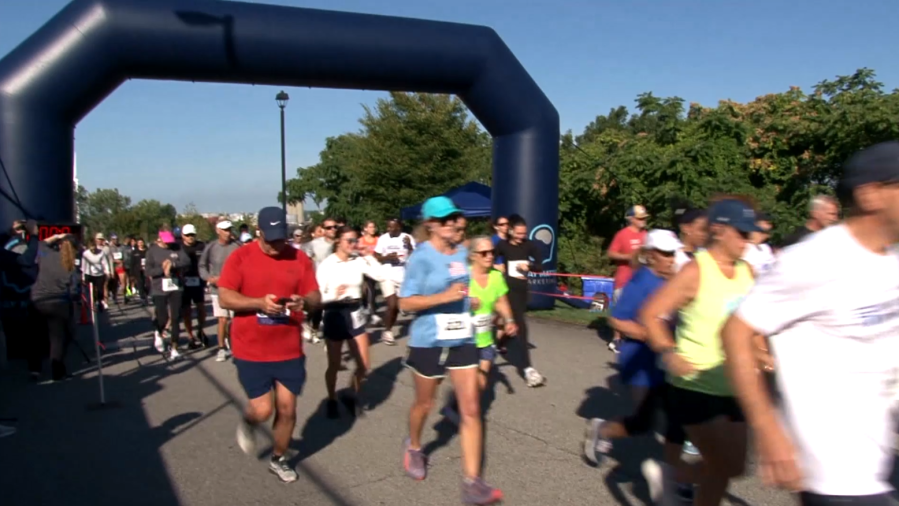 5K honoring late spine surgeon supports The Tomorrow Fund