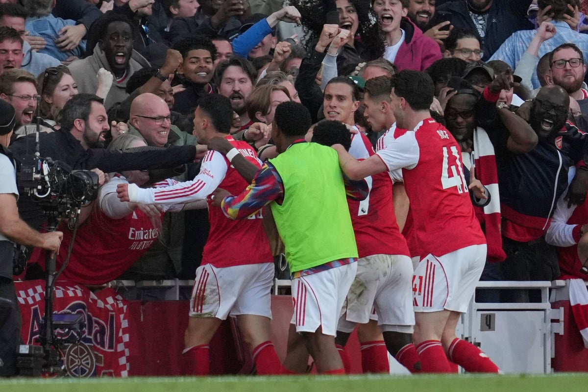 Arsenal super sub Gabriel Martinelli strikes again to deny Man City huge victory