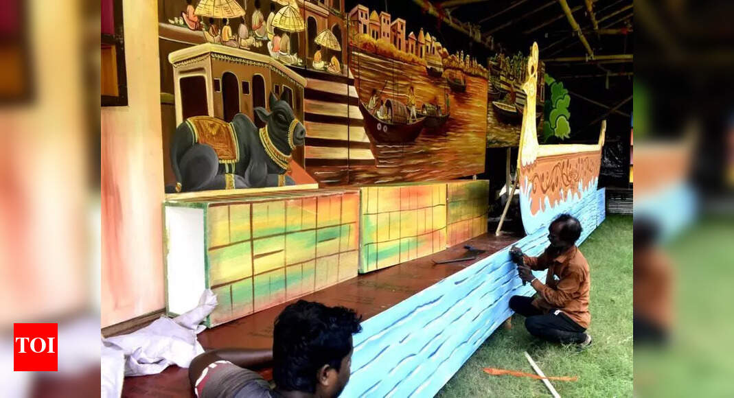 Ashok Nagar Durga Puja pandal based on Varanasi theme | Prayagraj News