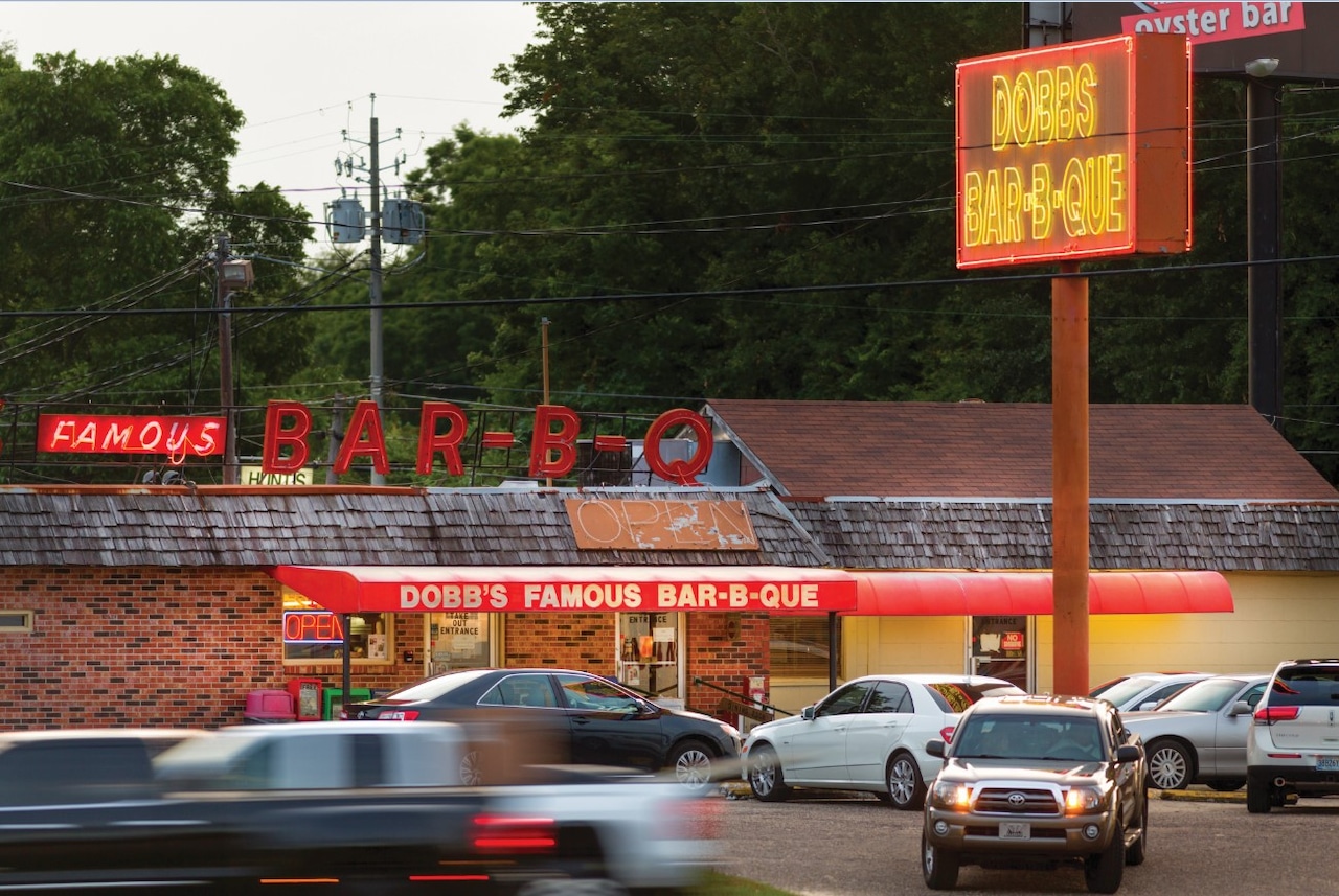 Coffee talk, 100-0, Dobb’s Bar-B-Que: Down in Alabama