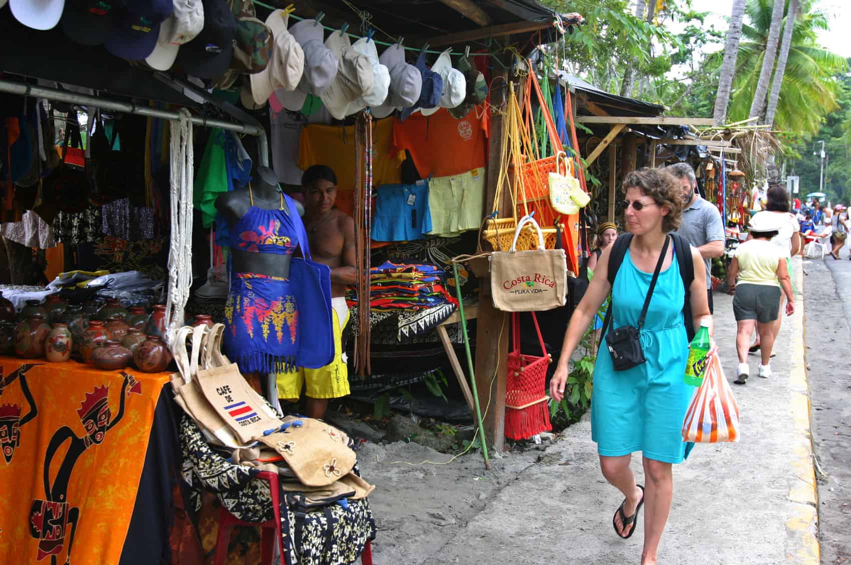 Costa Rica Sees Drop in Tourism Amid Safety and Currency Concerns