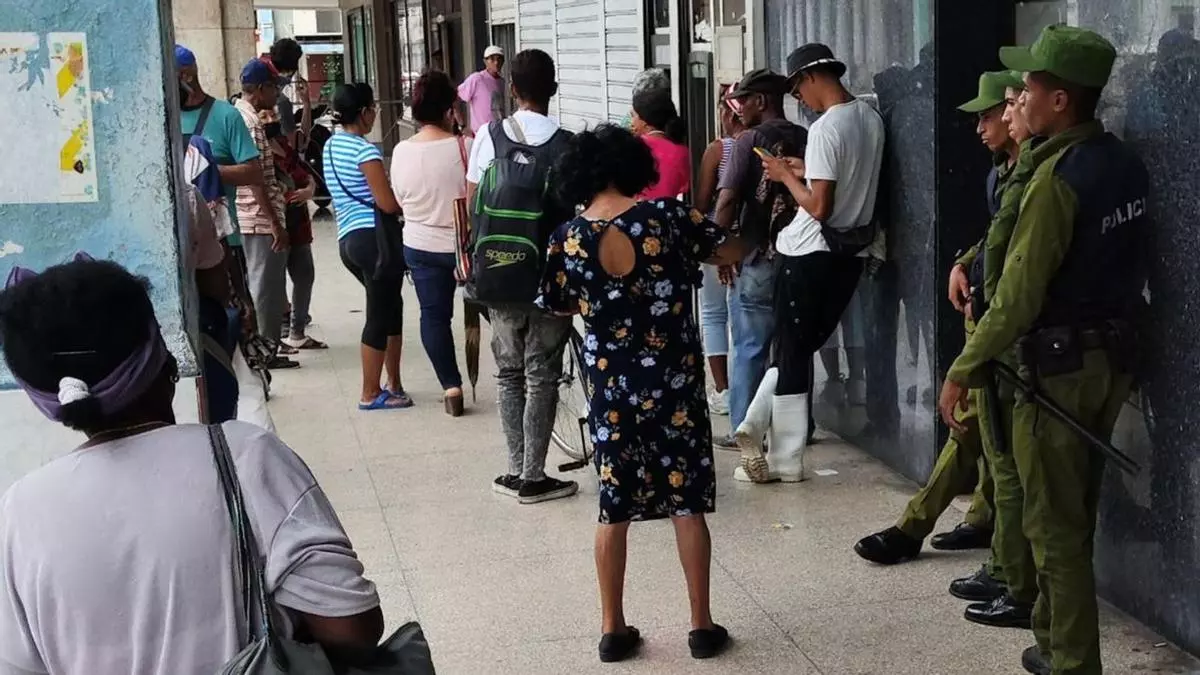 Cuba's Fictitious Egalitarianism that Led to Mediocrity