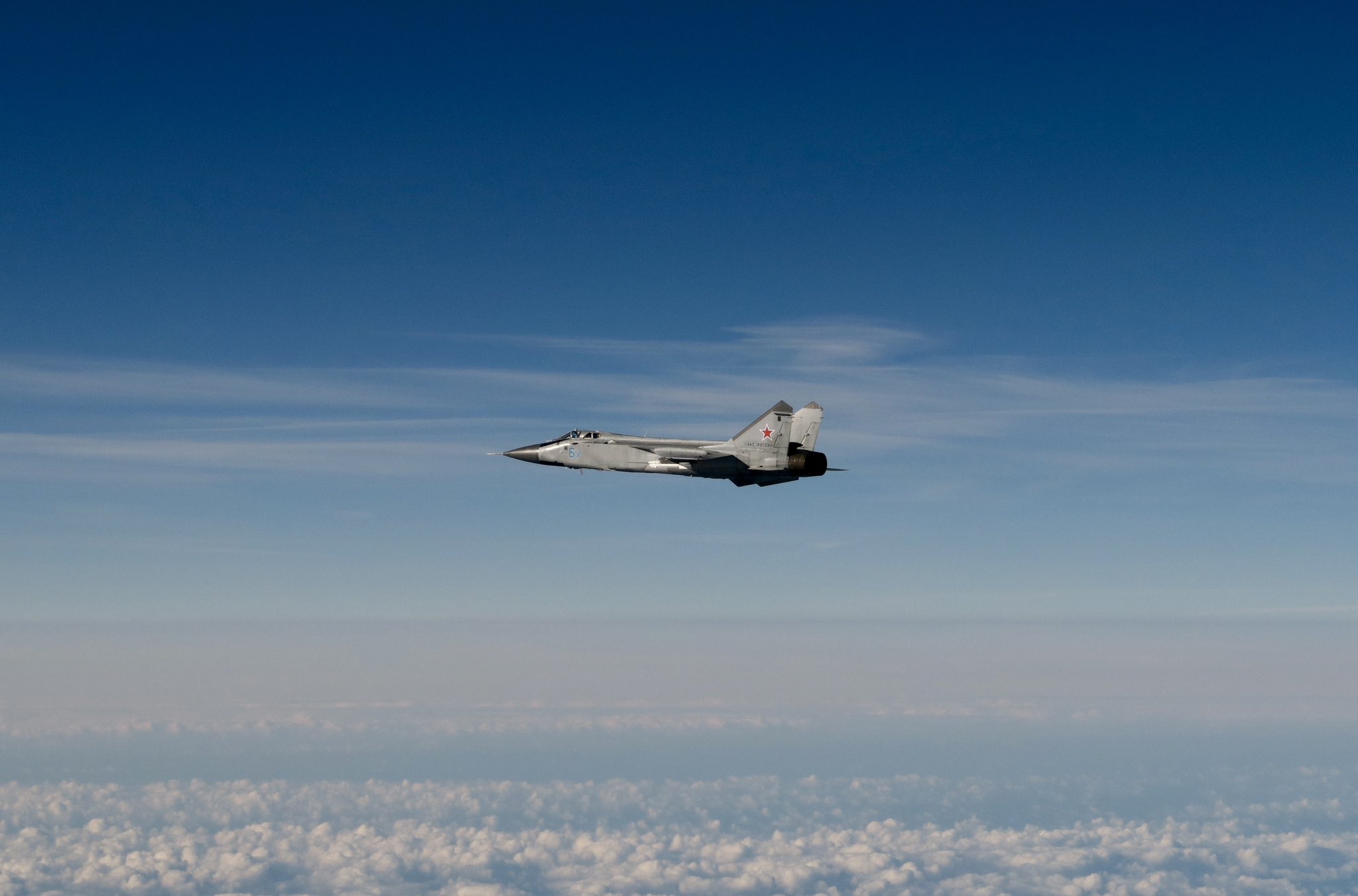 After the Russian MiG-31s left Estonian airspace, Swedish JAS 39 Gripen fighters intercepted and monitored them over the Baltic Sea. Photo by the Swedish Air Force.