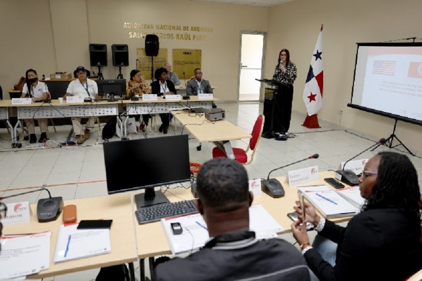 From Panama and the Caribbean: U.S. Experts Train Customs Inspectors