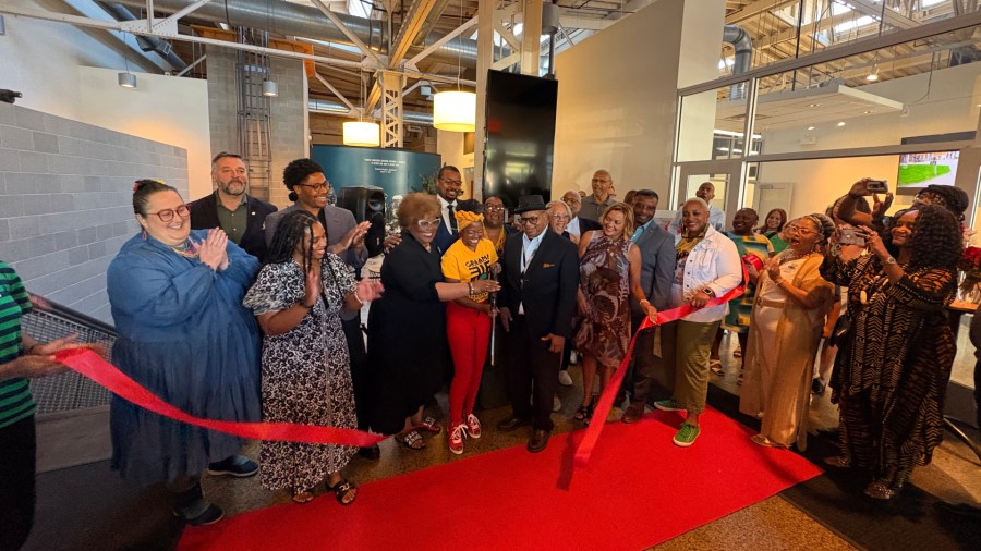 Grand Rapids African American museum cuts ribbon at new site