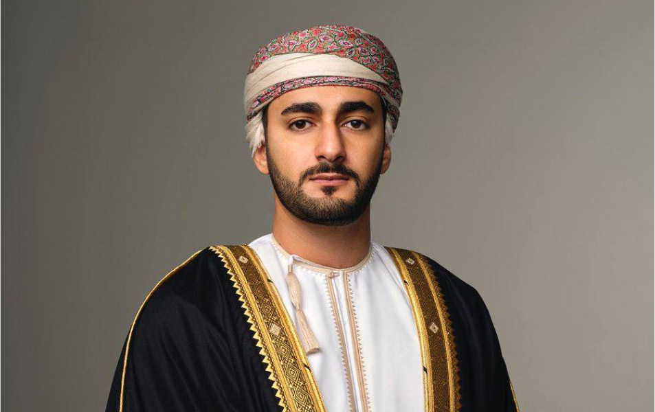 HH Sayyid Theyazin presides over recital of the Prophet’s biography