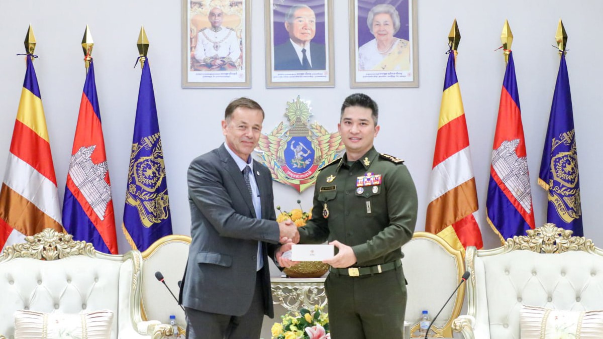 ICRC says 18 detained Cambodian soldiers are safe and have contacted families for the first time