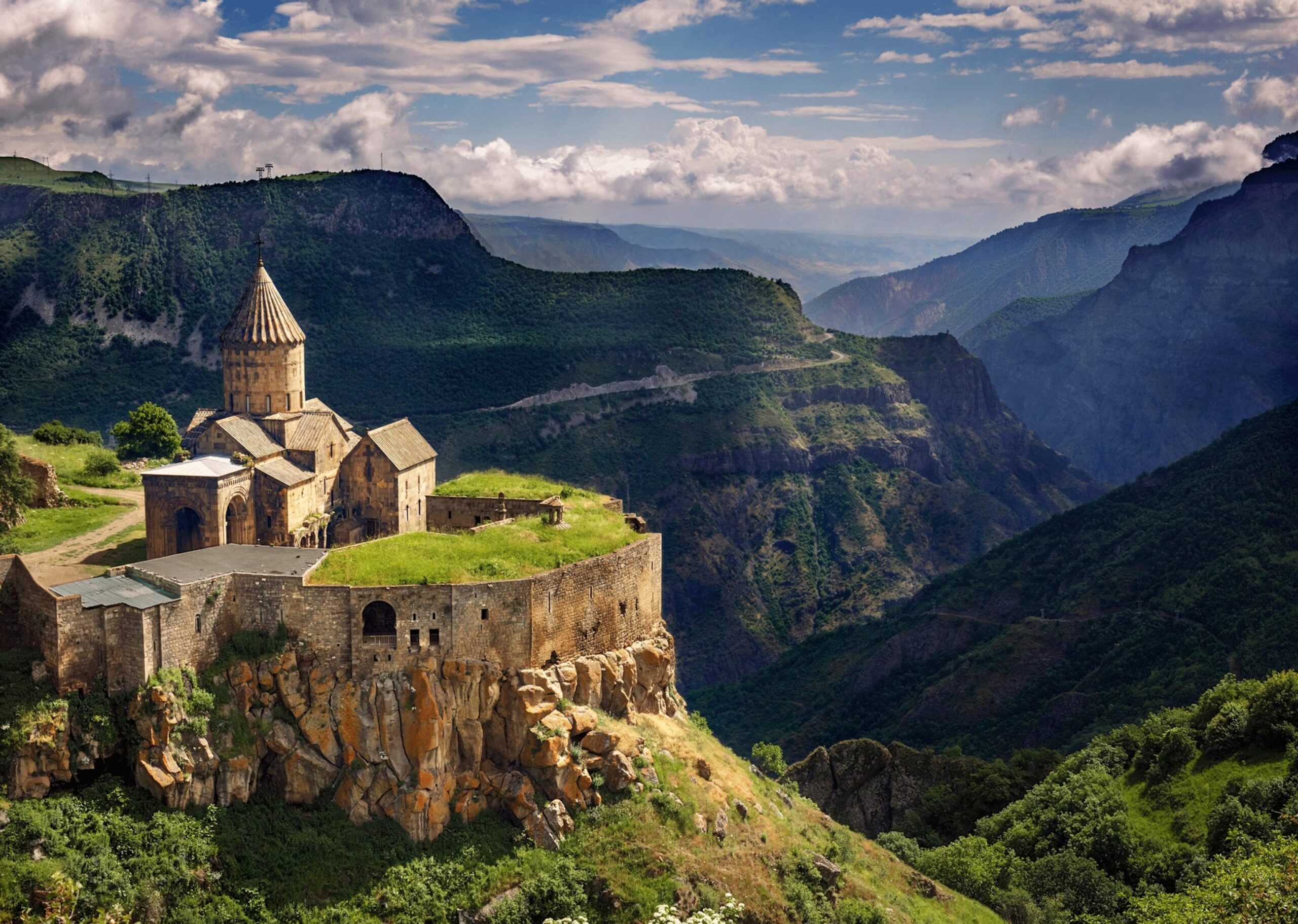 Kazakhstan Citizens to Visit Armenia with ID Cards