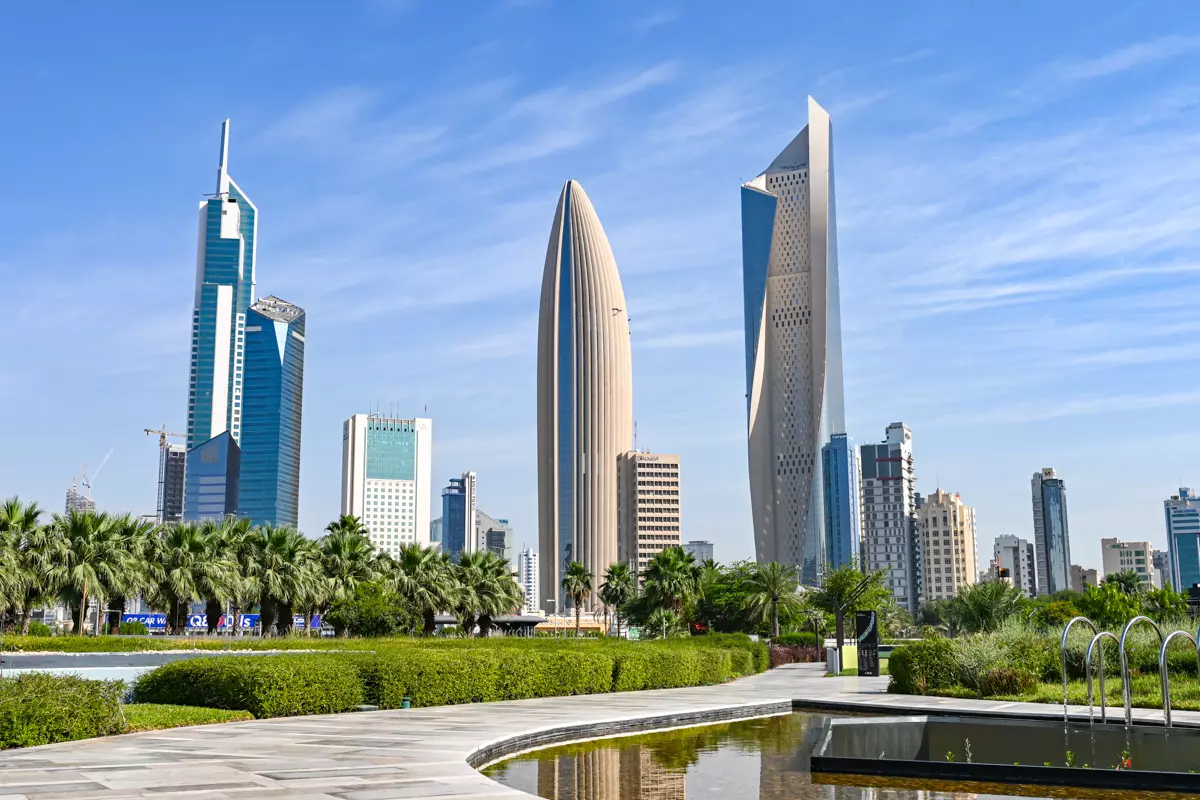 Kuwait faces scorching weekend with hot days and warm nights