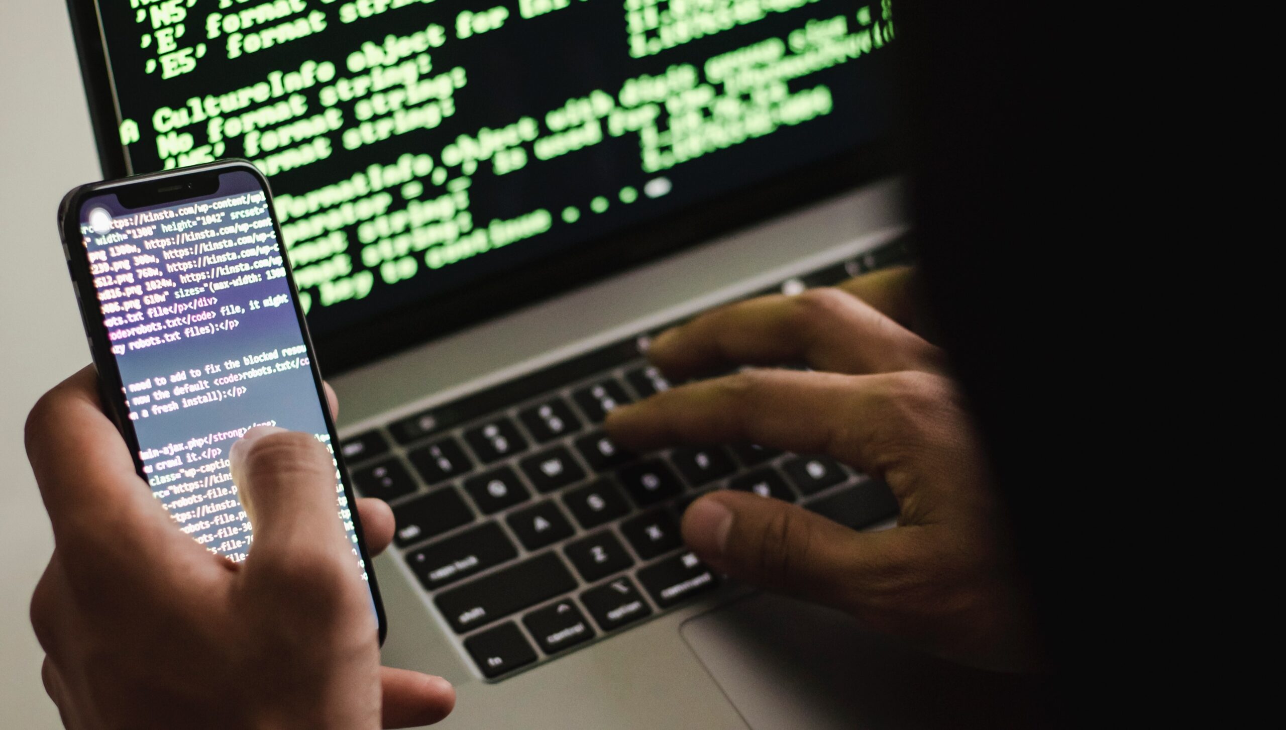 Massive Password Leak of Poles. Government and Private Accounts at Risk