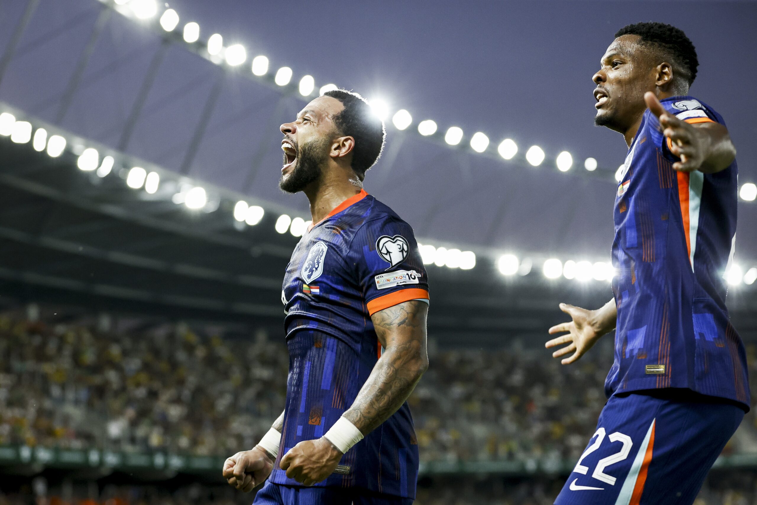 Memphis breaks record as underwhelming Oranje win in Lithuania