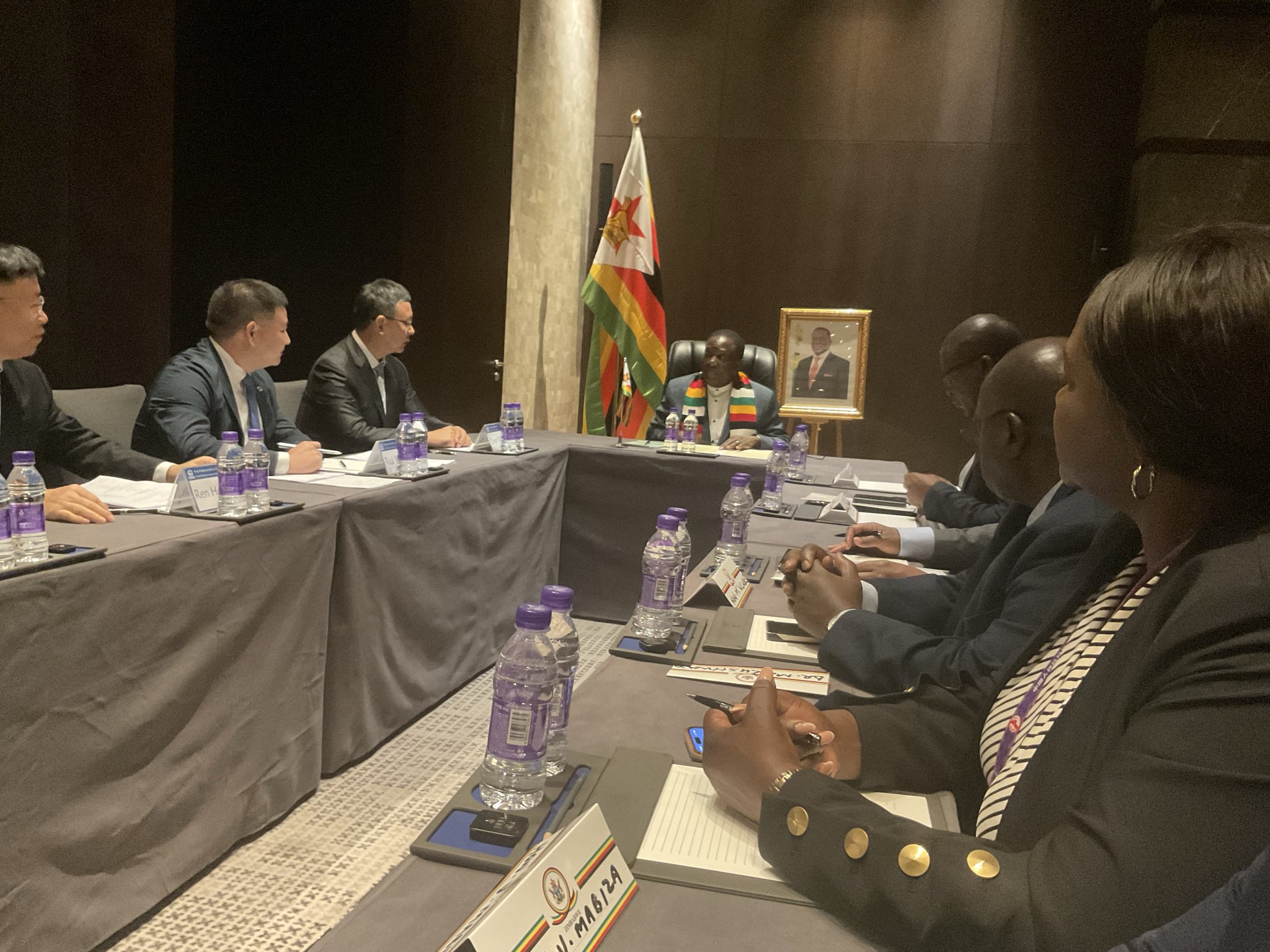 Mnangagwa seeks to tie up $533 million railway revamp deal with China