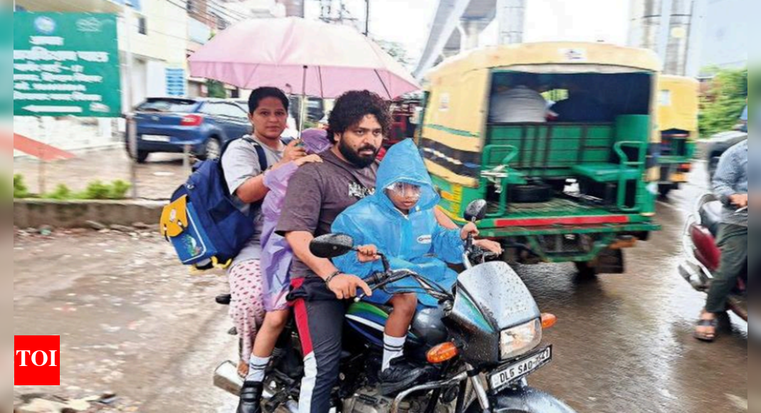 NCR Rains: Schools shut in Noida, Ghaziabad amid flood-like conditions; IMD predicts more showers | Ghaziabad News