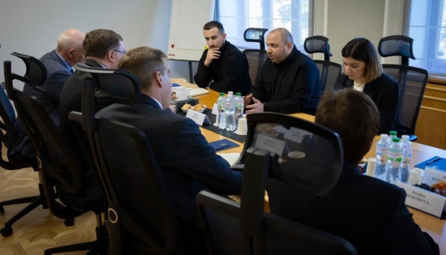 NSDC secretary, NATO official discuss security guarantees for Ukraine