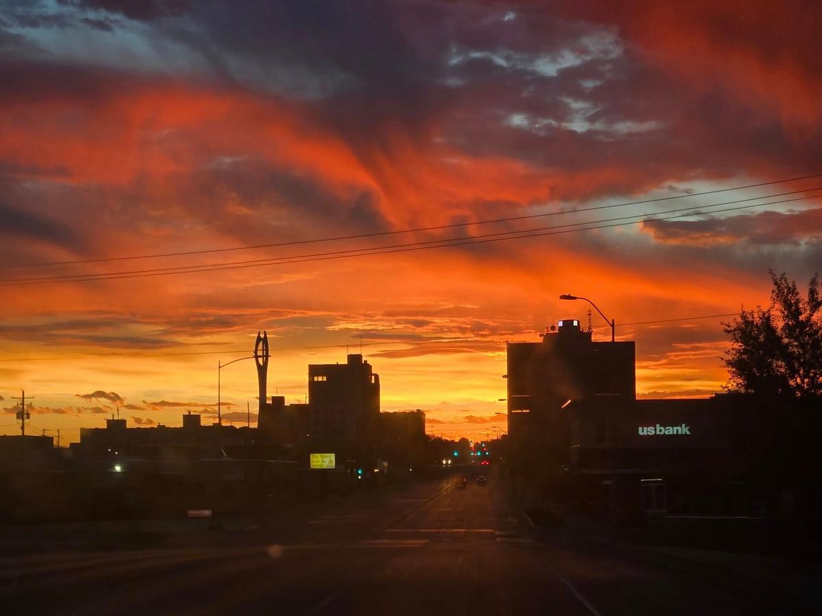 Natrona County Road & Weather Report: Extreme Blow Over Risk