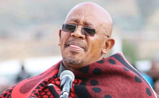 PC KHOABANE THROW HIS WEIGHT BEHIND LIPHOLO