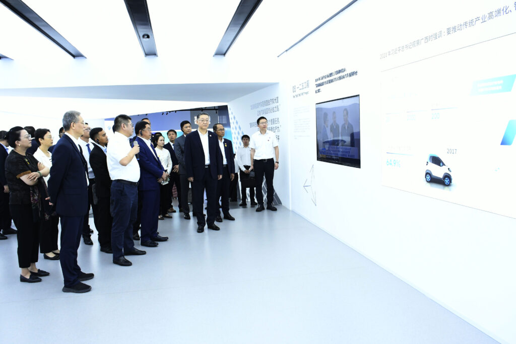 PM U Nyo Saw visits Liuzhou Industrial Museum and Wuling auto factory in Luizhou, China