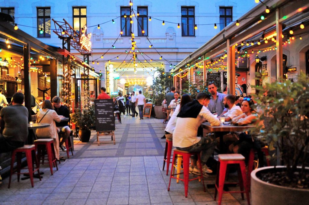 Budapest party district