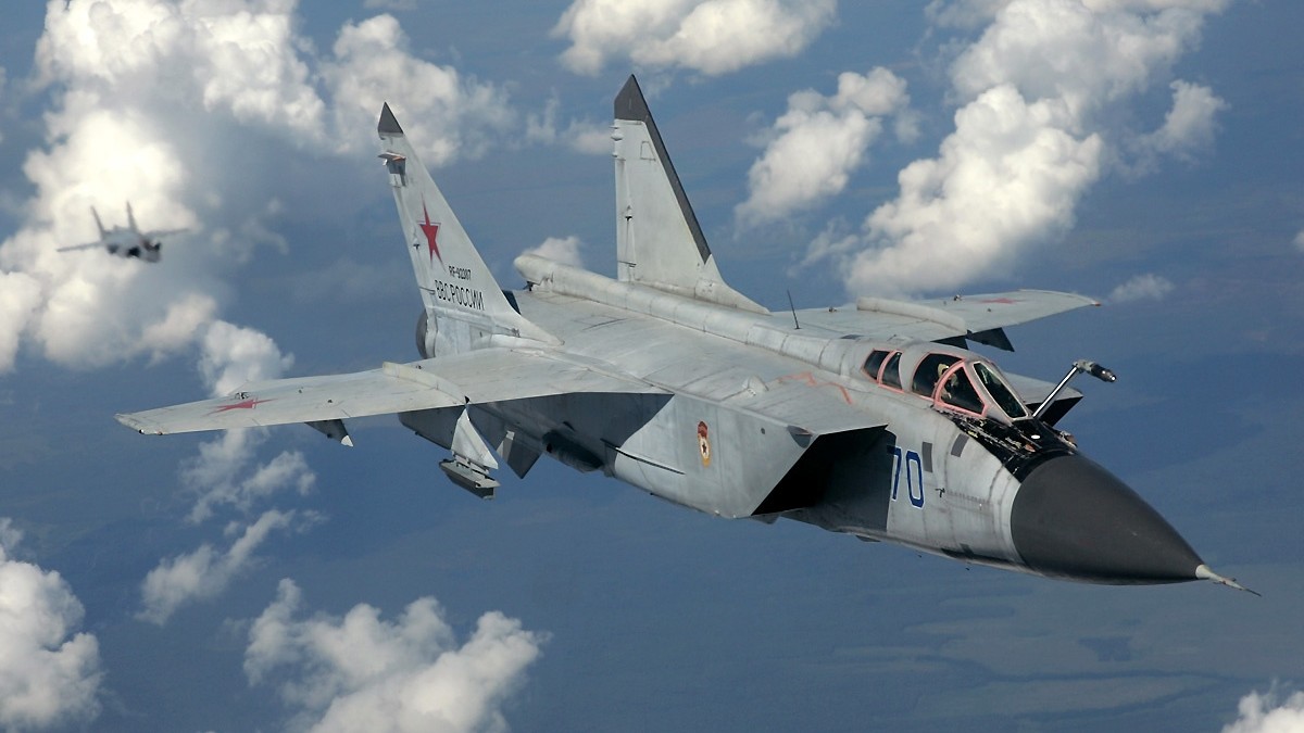 A Russian Air Force MiG-31B. Photo by Dmitriy Pichugin.