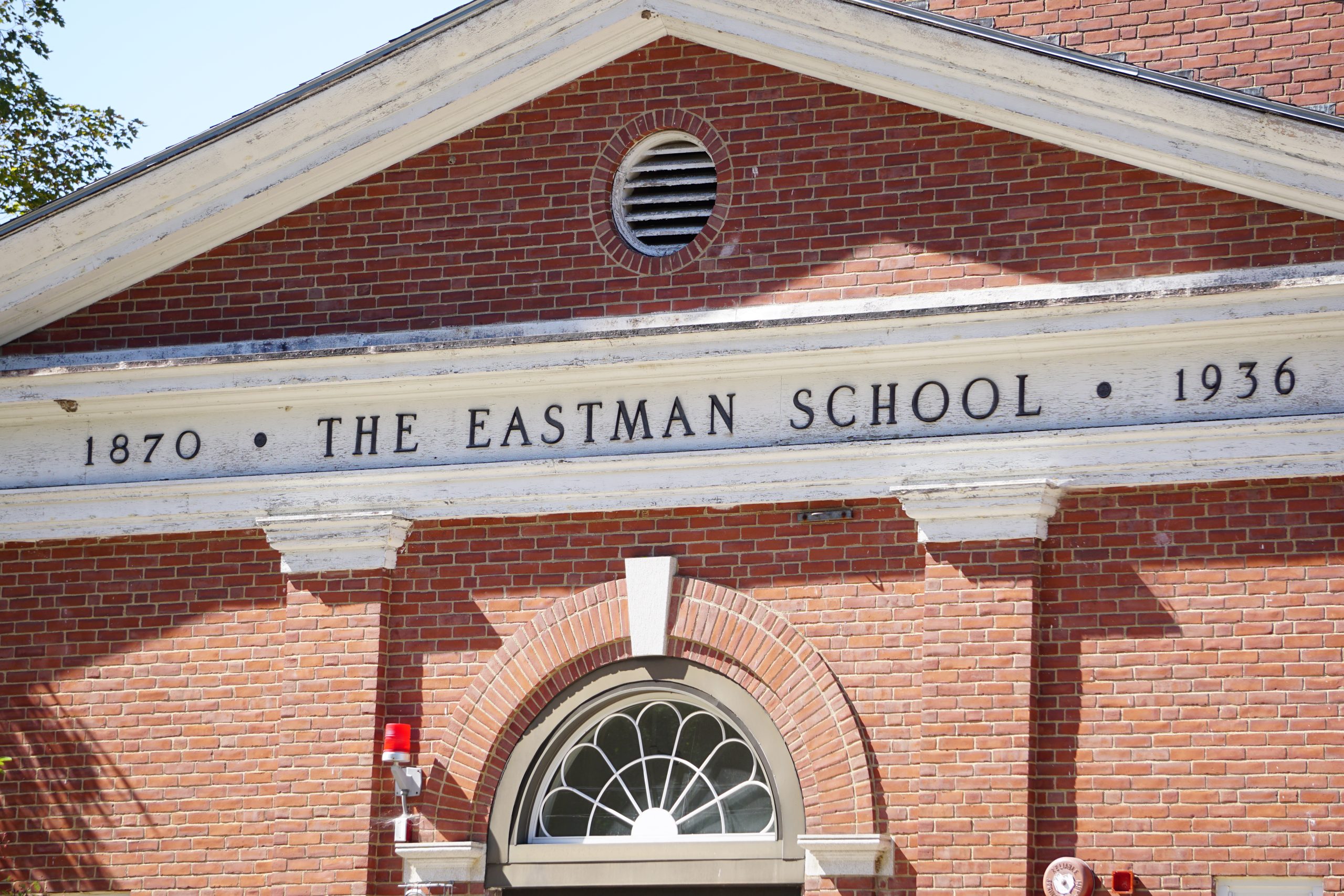 School board to talk Eastman School sale