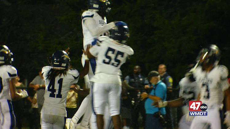 Seaford stays hot with victory over Laurel