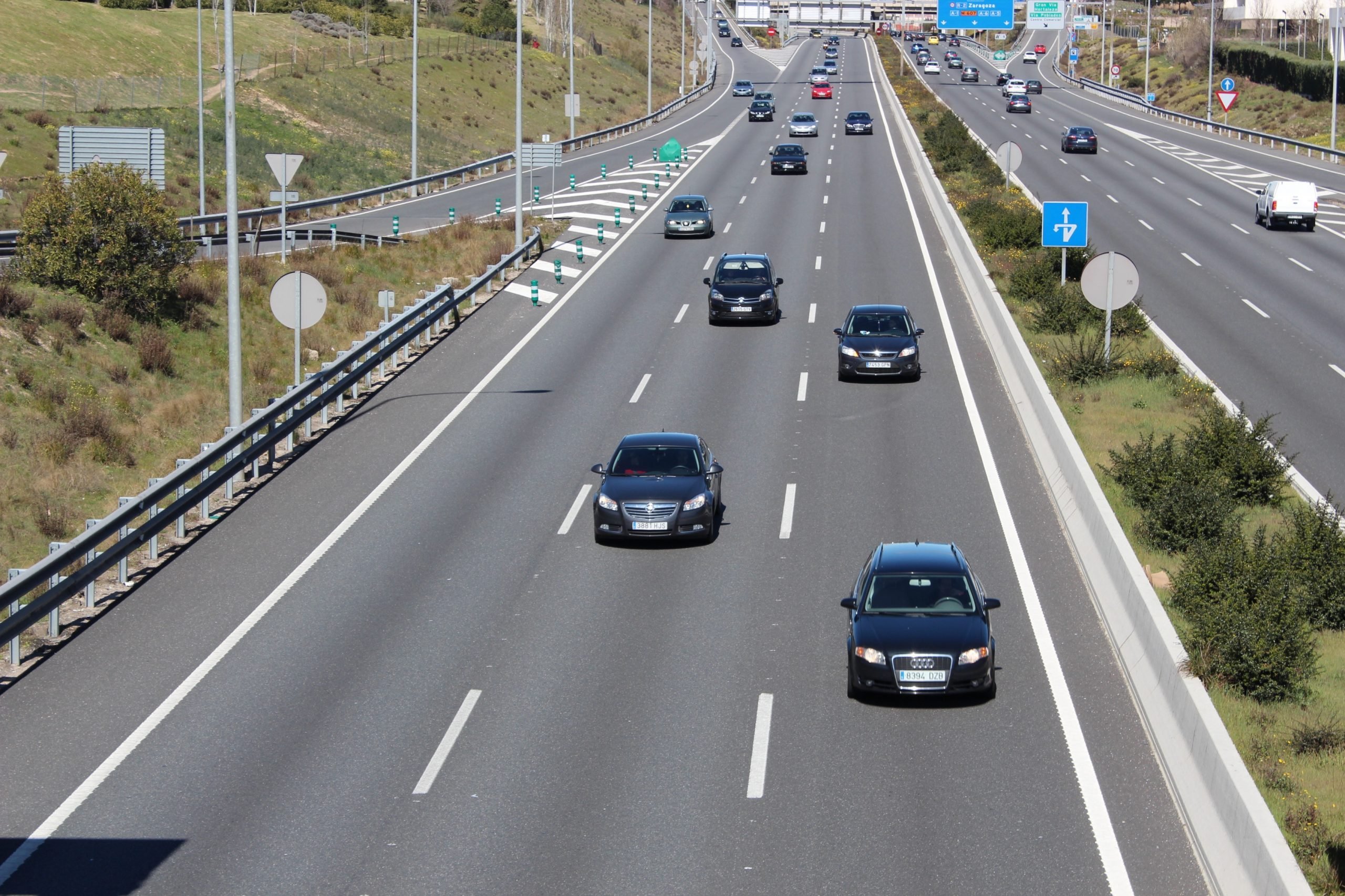 8.5 million car journeys predicted over five days in Spain's big weekend ending with national bank holiday this Tuesday