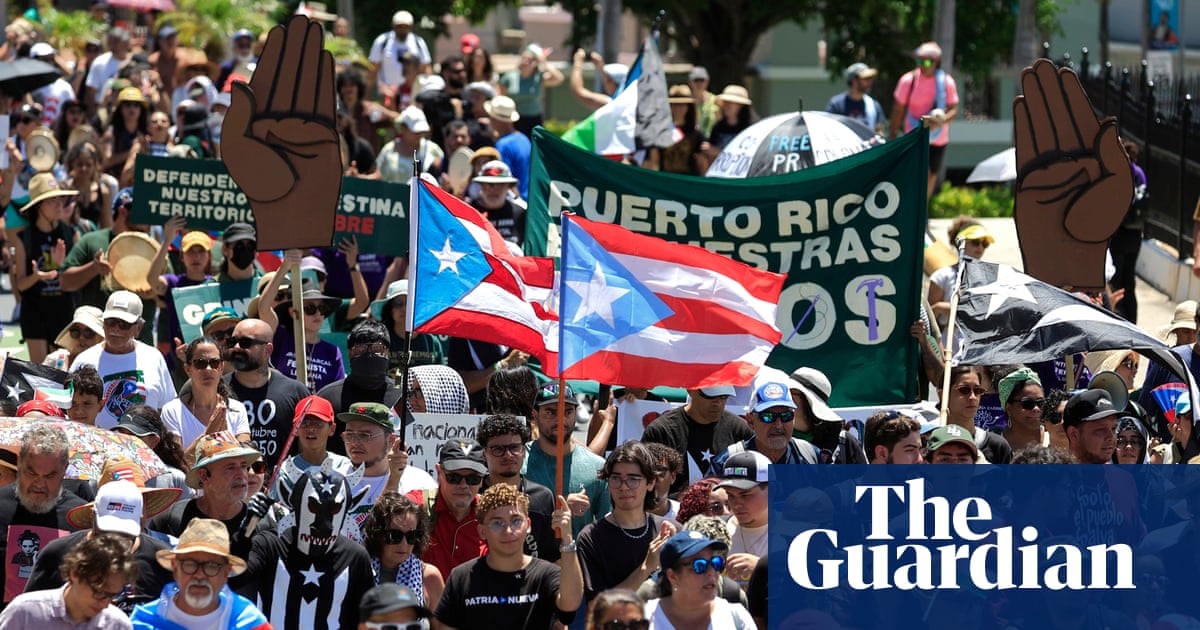Trump sends 10 stealth fighter planes to Puerto Rico amid war on Caribbean drug cartels | Trump administration