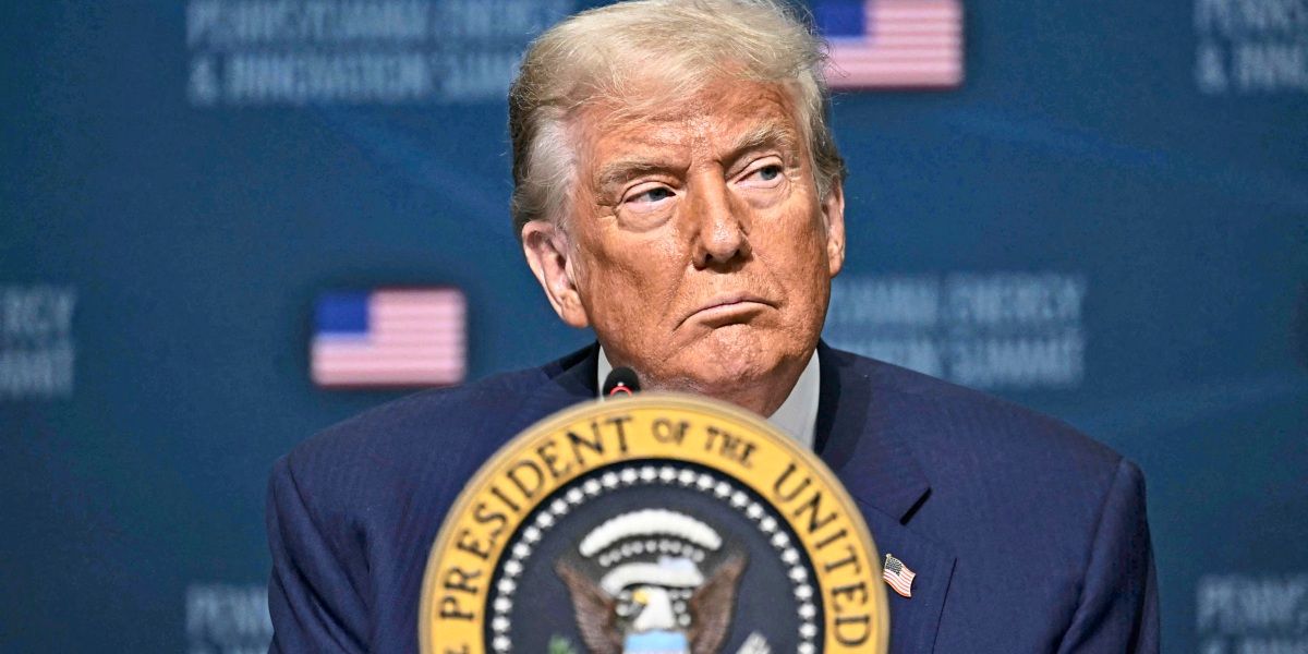 Trump will nach Zoll-Niederlage Eilentscheidung vom Obersten Gericht - Welthandel