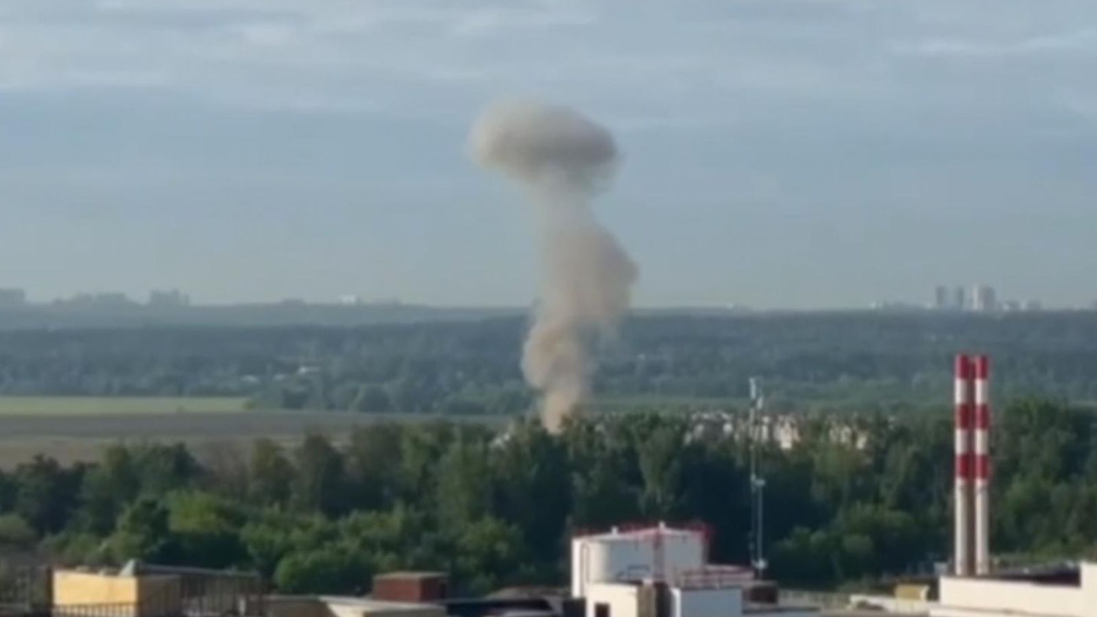 Ukraine attacks Major Russian Refinery with Drones